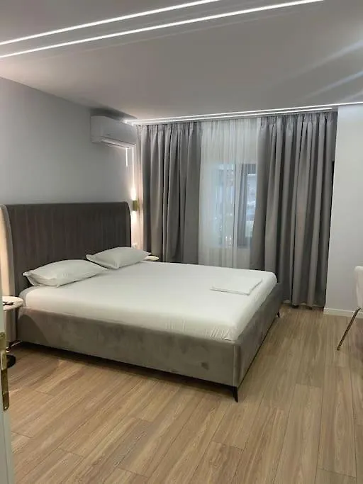 Lindi'S Room 1 4 Tirana